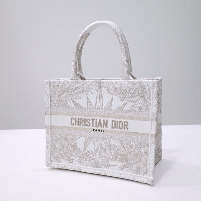 디올 골드 북토트