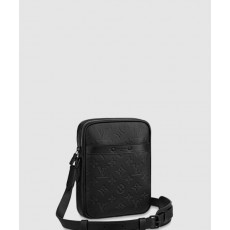 루이비통 다뉴브 슬림 메신저백 M44972