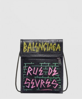 발렌시아가 숄더 크로스백 532298