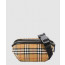 버버리 체크 벨트크로스백 8005521