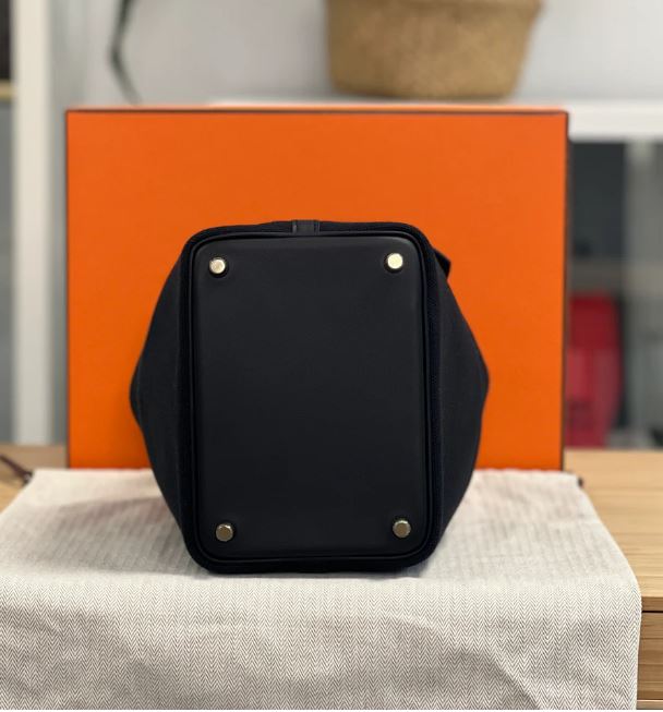 에르메스 피코탄 카고