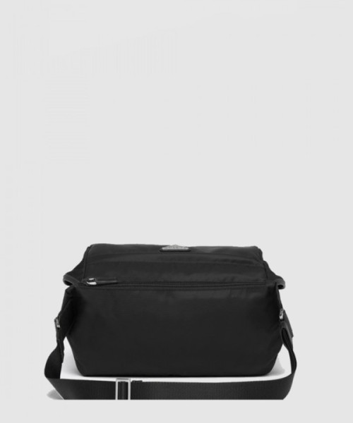 프라다 바이커백 미듐 2VH994