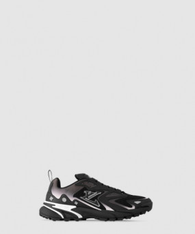 루이비통 LV 러너 타틱 트레이너 1ACG7X