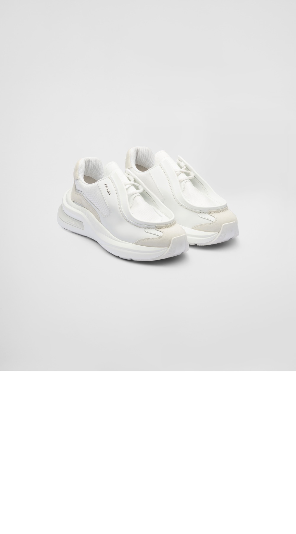 프라다 바이크 스웨이드 브러쉬드 가죽 스니커즈 2EG424