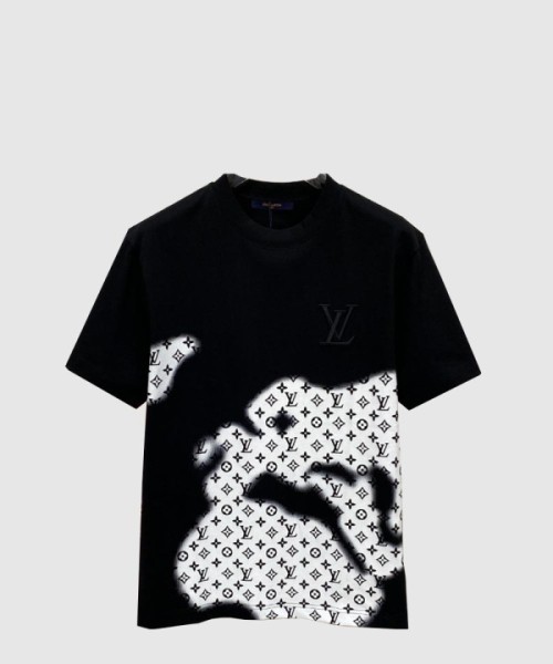 루이비통 로고 프린트 반팔