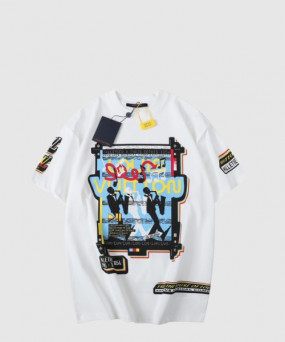 루이비통 로고 프린트 반팔