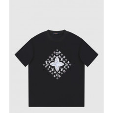 루이비통 로고 프린트 반팔