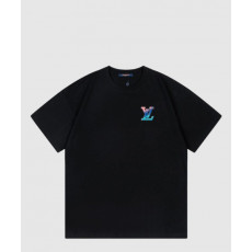 루이비통 로고 프린트 반팔