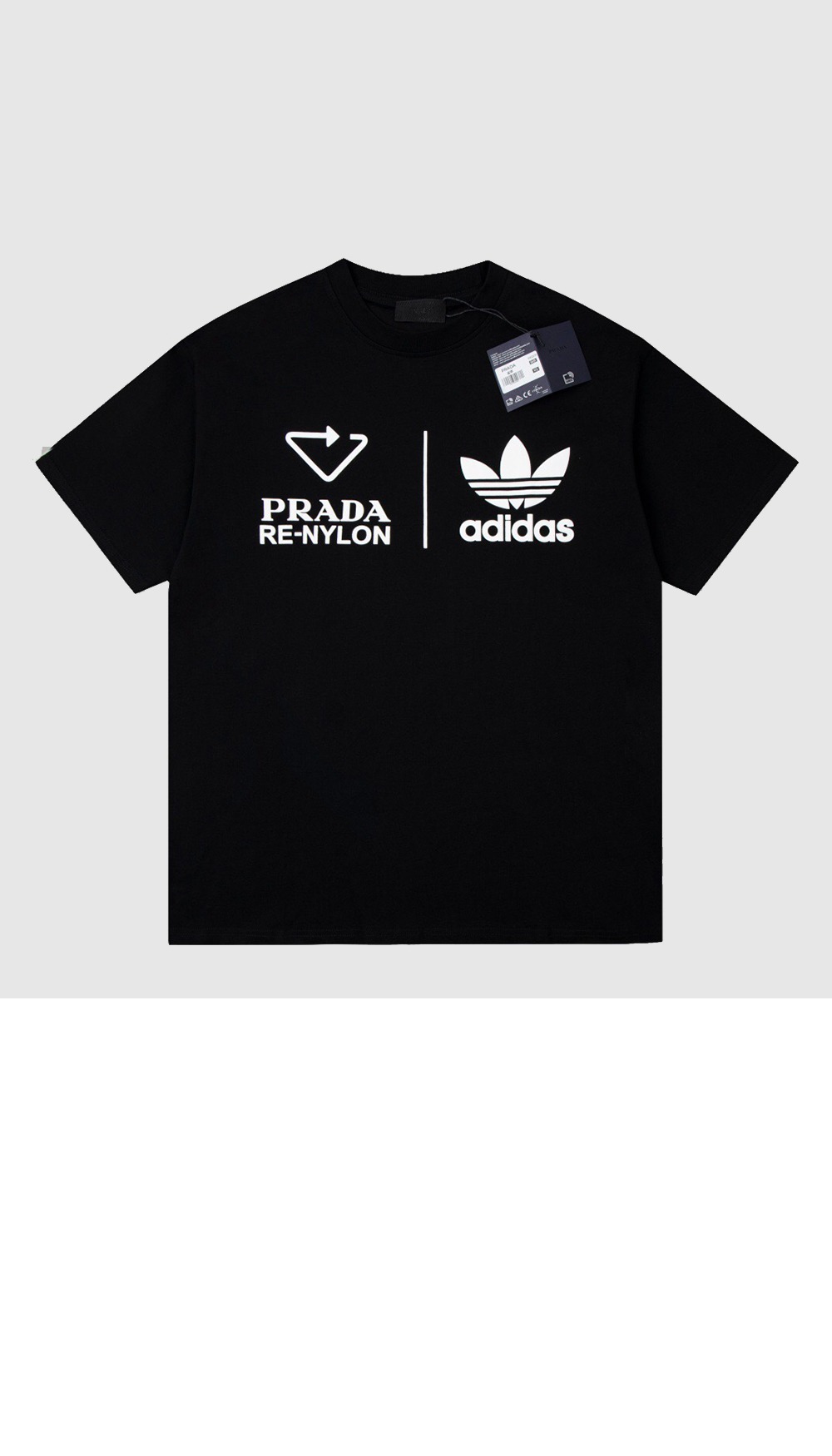 프라다 로고 프린트 반팔