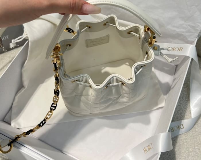 디올 졸리 버킷백 스몰 매크로까나쥬