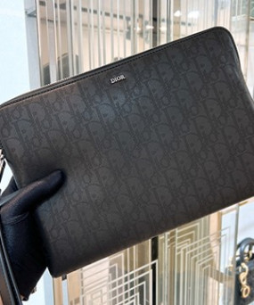 디올 오블리크 클러치