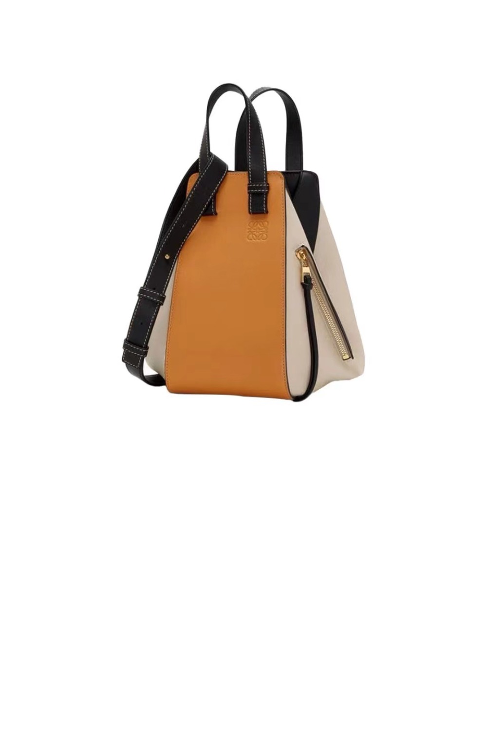 로에베 클래식 카프스킨 소재의 해먹 컴팩트 백