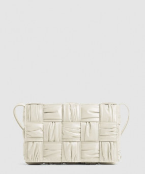 보테가베네타 카세트 717089