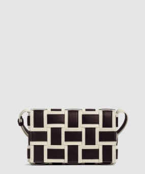 보테가베네타 카세트 755217