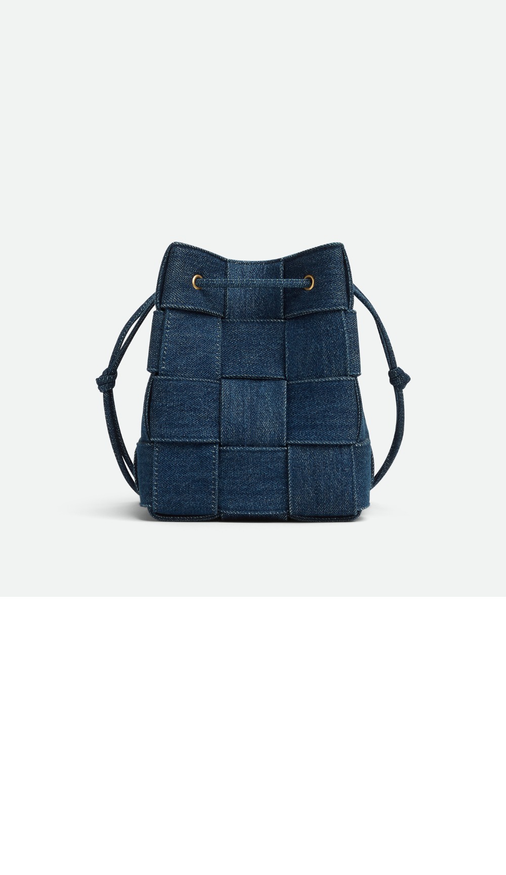 보테가베네타 스몰 카세트 크로스바디 버킷 백 743789