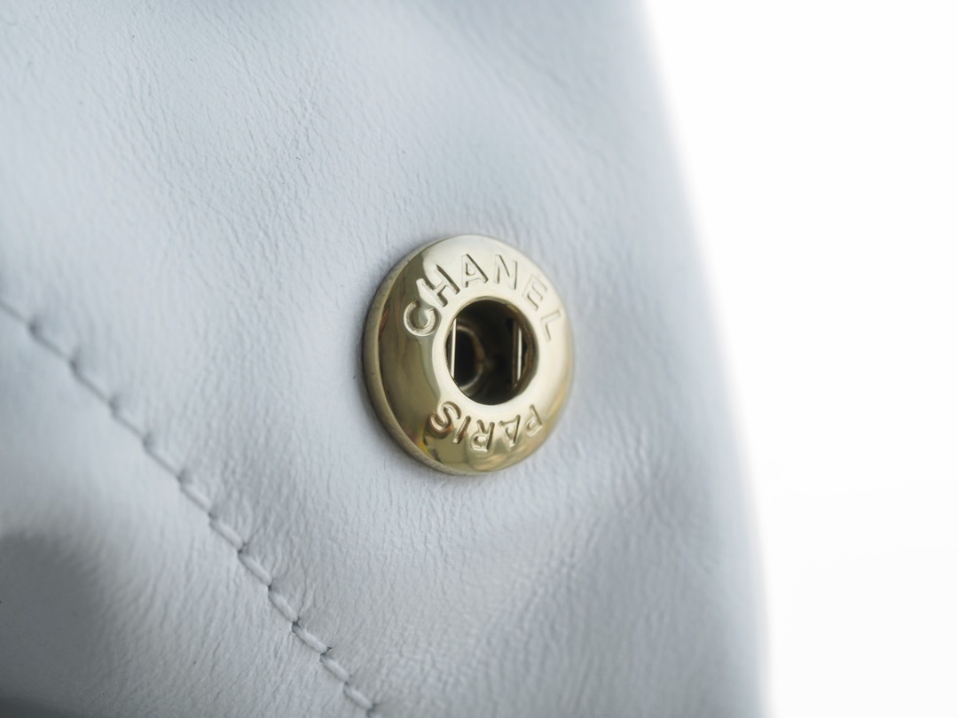 샤넬 22백 미듐 AS3261