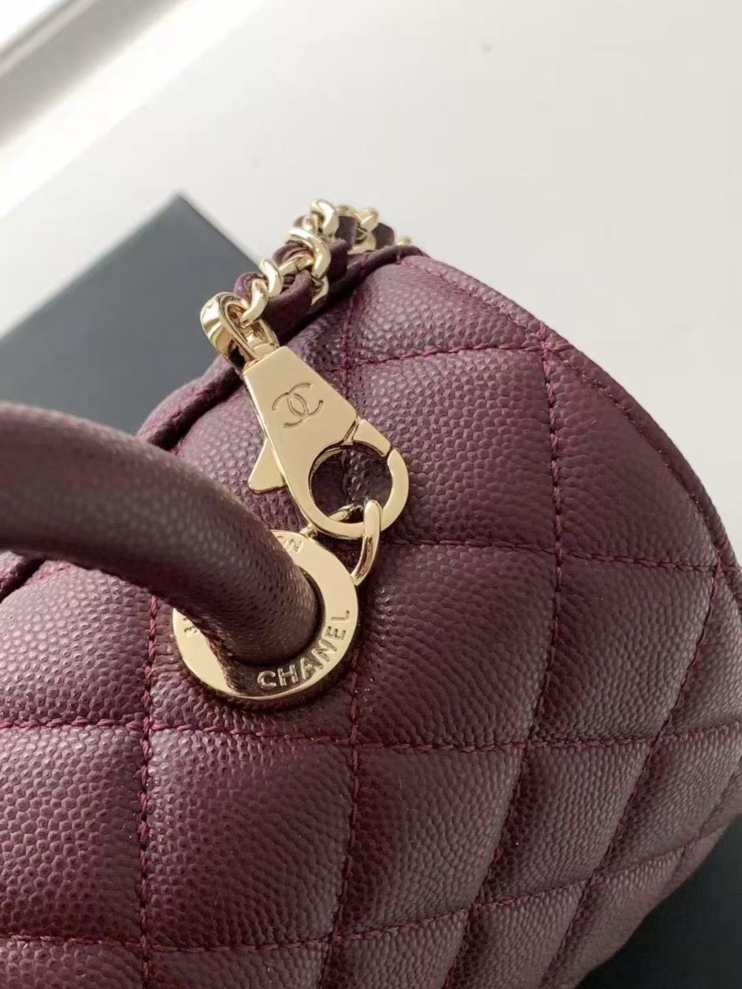 샤넬 코코핸들 캐비어 스몰 금장 버건디 플랩백