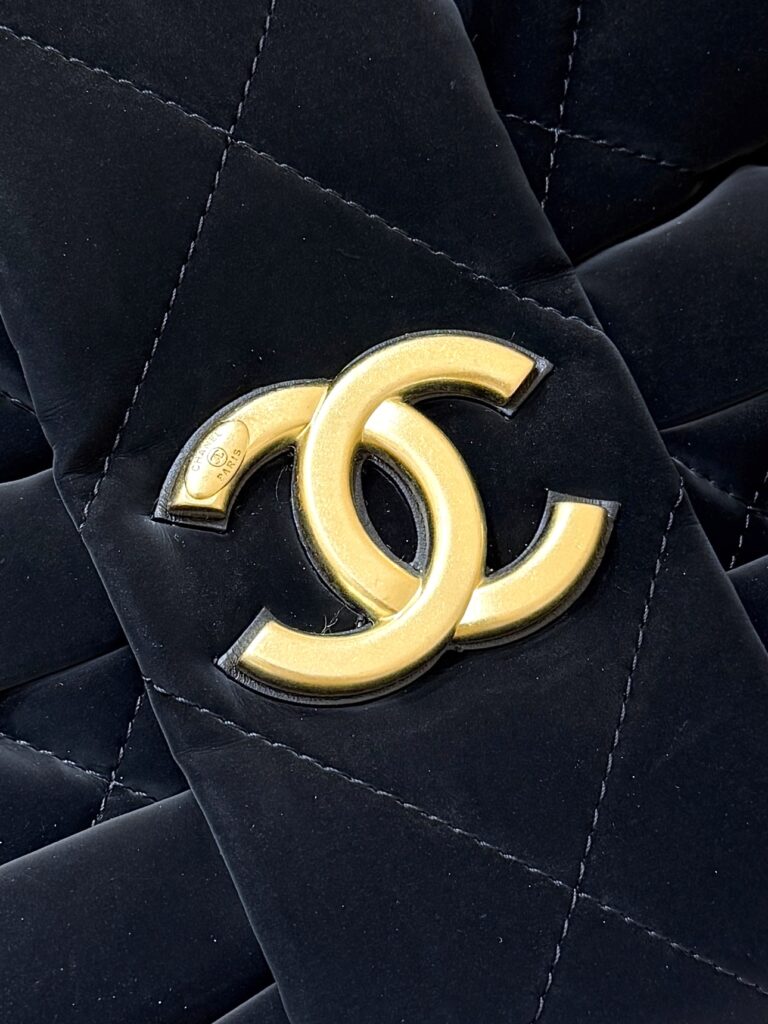 샤넬 보우 백 AS5851