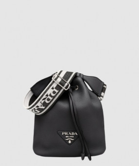 프라다 가죽 버킷백 1BE060