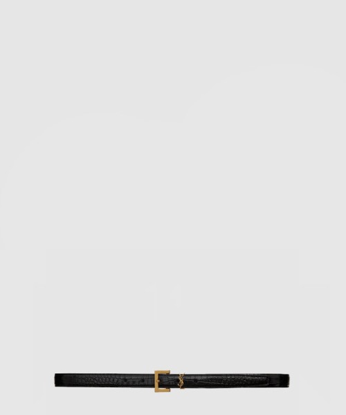 생로랑 스퀘어 버클을 장식한 크로커다일 엠보스드 가죽 소재의 얇은 모노그램 벨트 554465