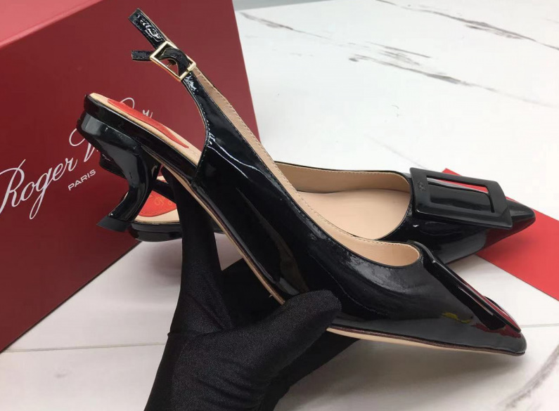 로저비비에 래커버클 페이턴트 레더 슬링백힐