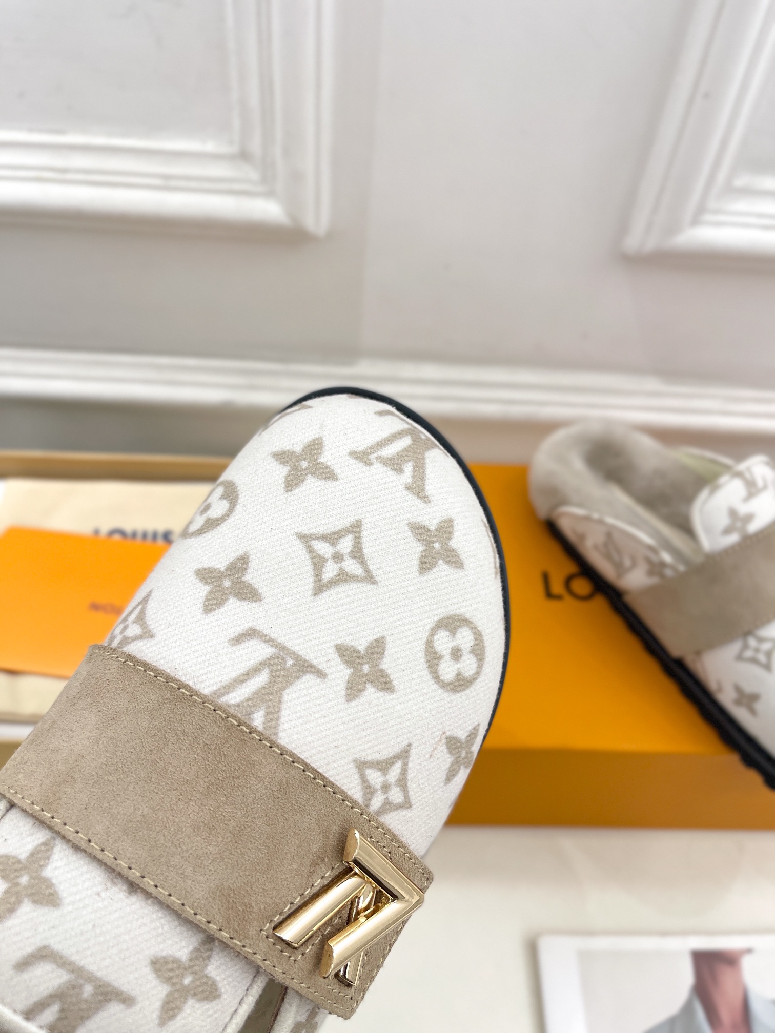 루이비통 LV 코지 컴포트 클로그