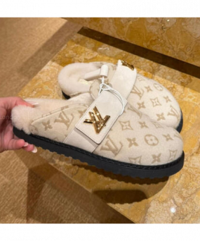 LV 코지 플랫 컴포트 클로즈드 뮬 화이트