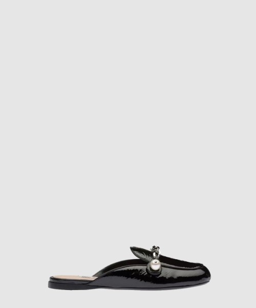 미우미우 가죽 뮬 5D478D