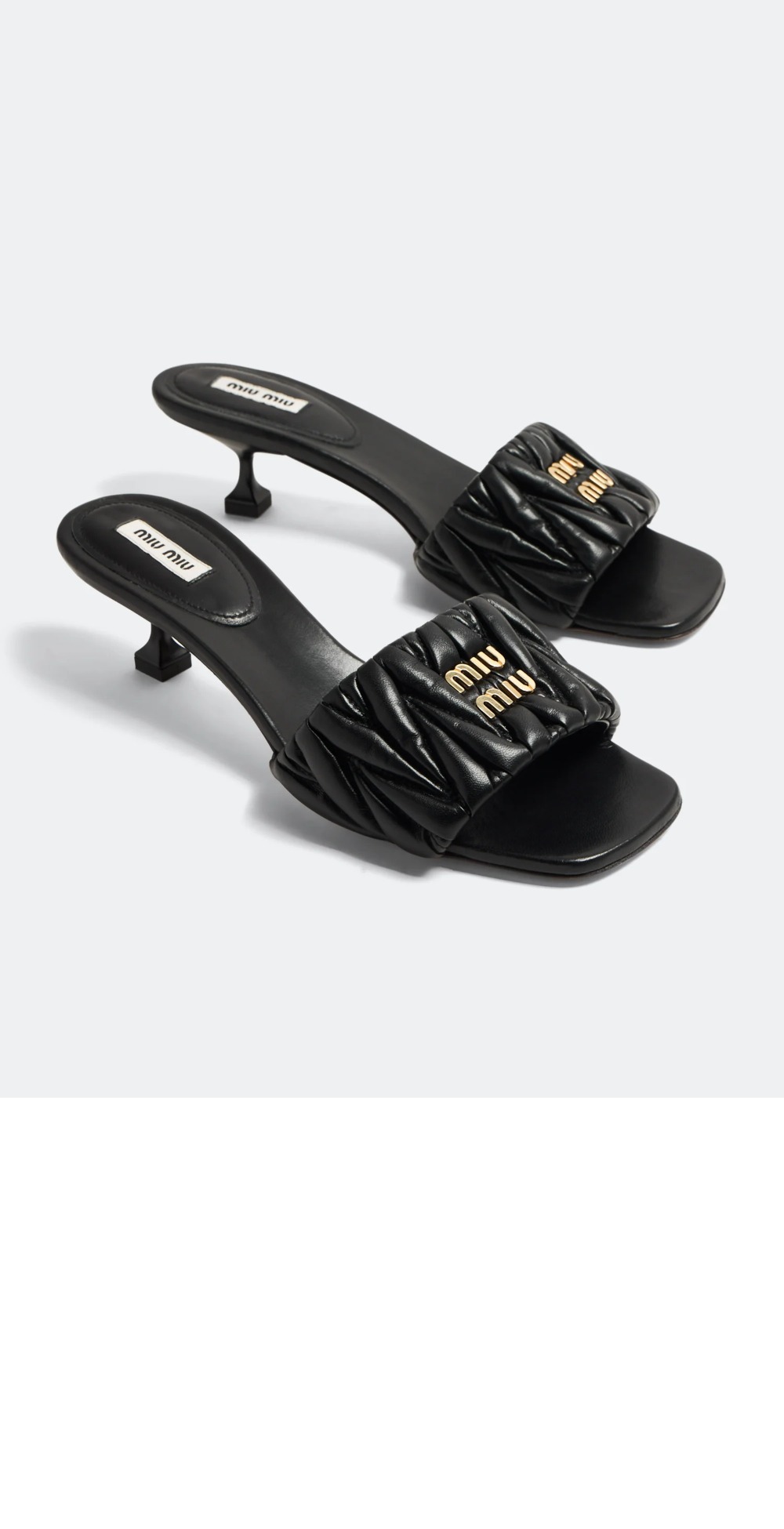 미우미우 마테라쎄 나파 가죽 슬라이드 5XX59