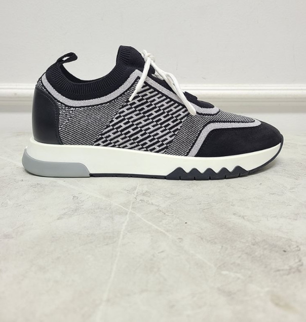 에르메스 블랙 화이트 어딕트 스니커즈