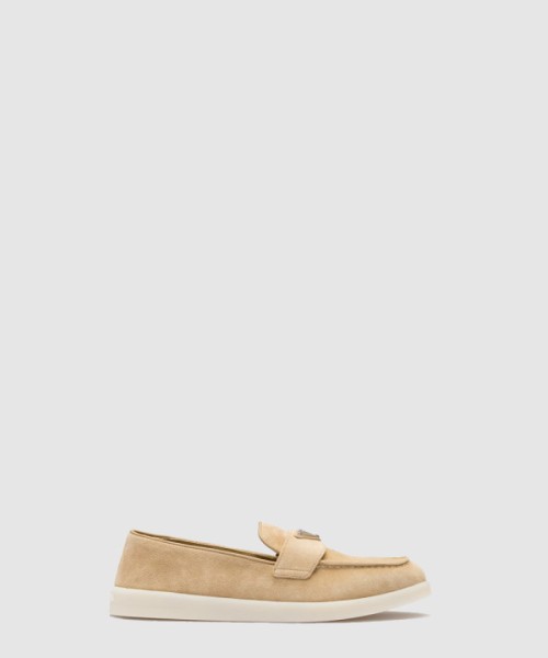 프라다 나플락 로퍼 1D222N