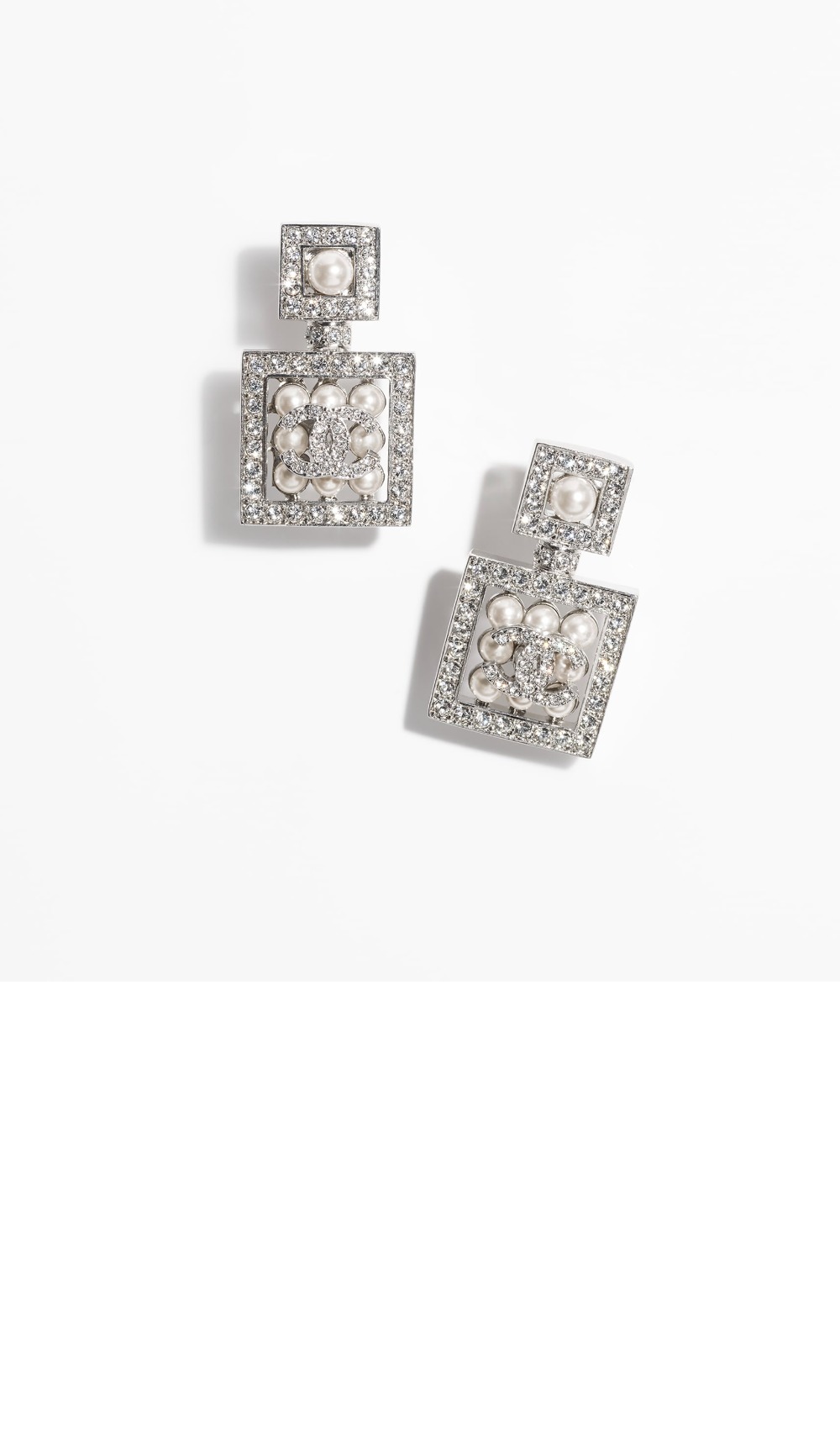 샤넬 귀걸이 ABD474