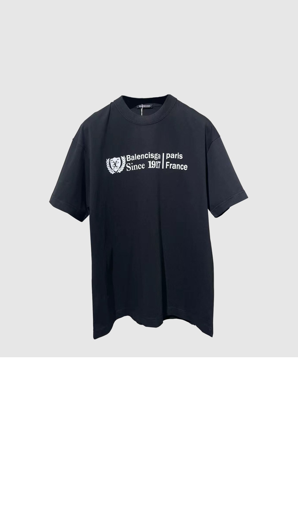 발렌시아가 인스티튜셔널 미디엄 핏 티셔츠