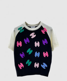 샤넬 로고 니트 상의