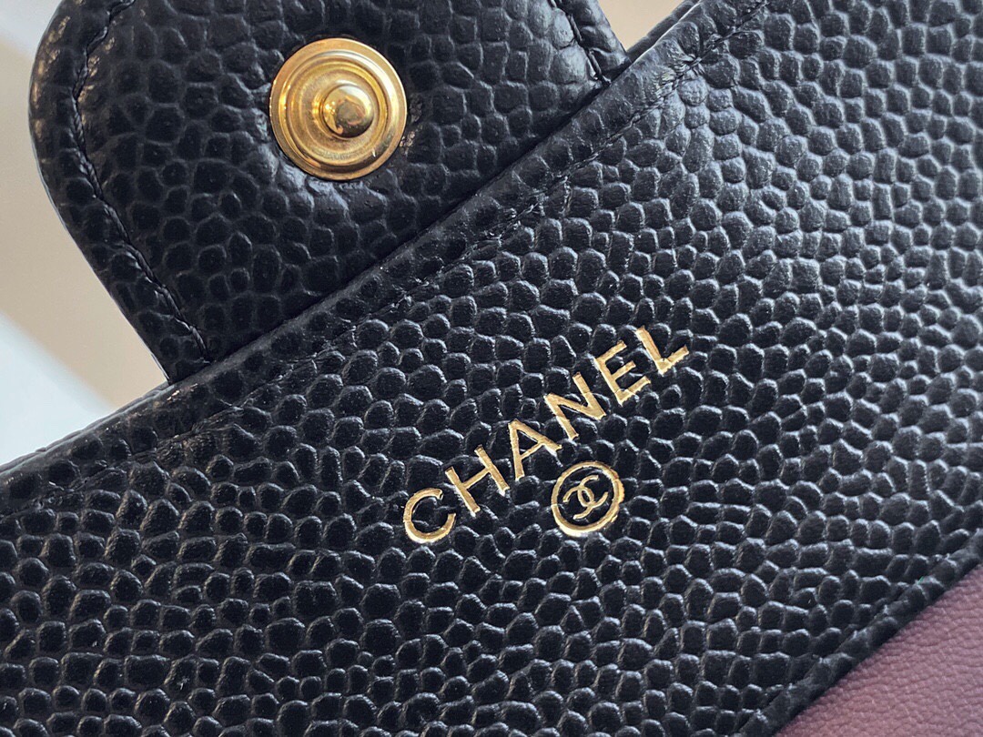 샤넬 캐비어 반지갑 캐비어 금장 AP0231