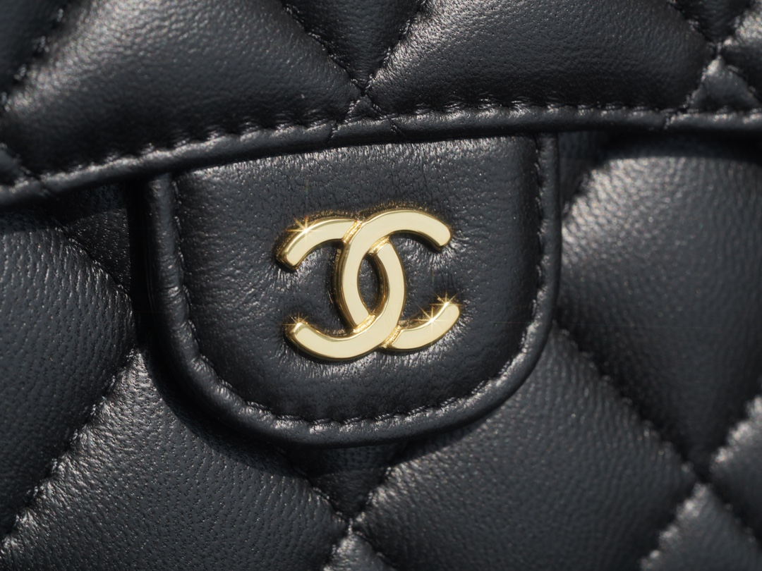 샤넬 클래식 체인 카드지갑 램스킨 금장 AP0238