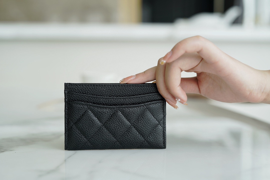 샤넬 클래식 카드지갑 캐비어 은장 블랙 AP0213