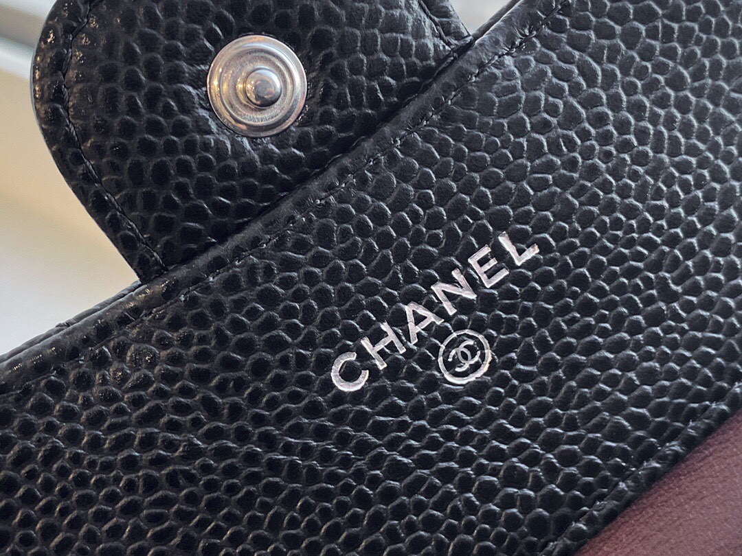 샤넬 캐비어 반지갑 캐비어 은장 AP0231